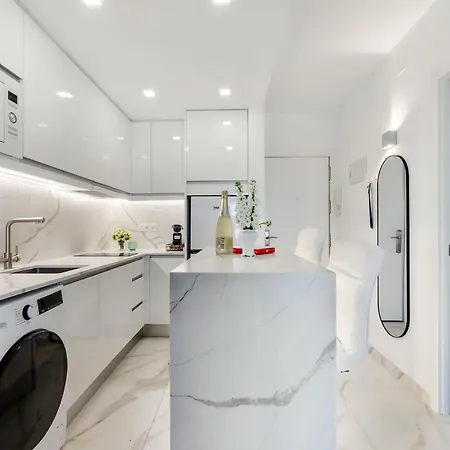 Apartment Perla By The Sea